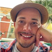 Professor de inglês e psicólogo bílingue